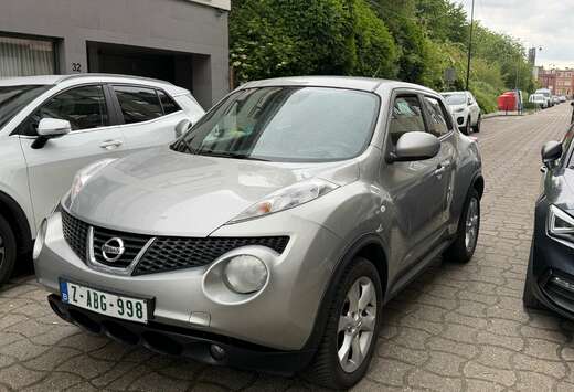 Nissan Juke 1.6i 2WD Acenta Connect Sport Pack