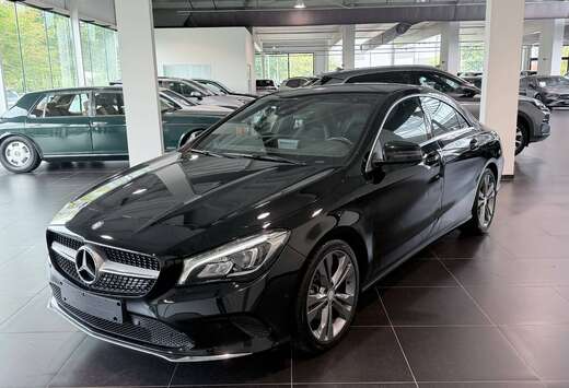Mercedes-Benz CLA 180 / PDC / Stoelverwarming