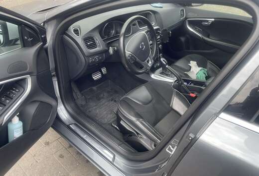 Volvo 1.5 T2 Eco R-Design Geartronic