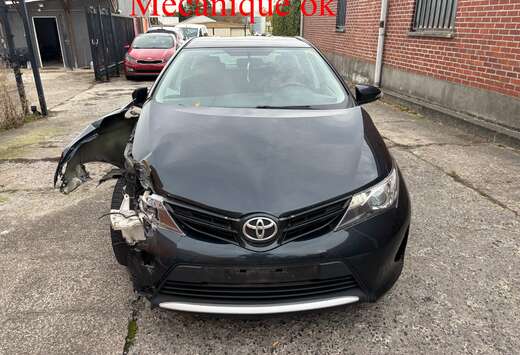 Toyota Auris 1.33i VVT-i mecanique ok