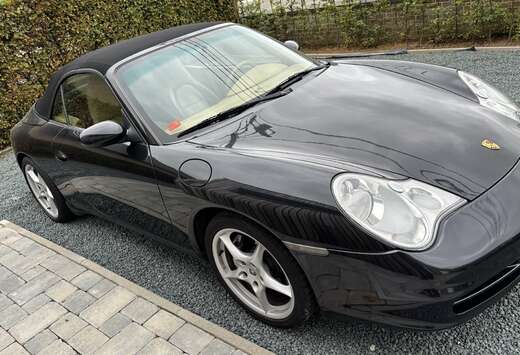 Porsche Carrera 4 3.6 Cabriolet + Hardtop