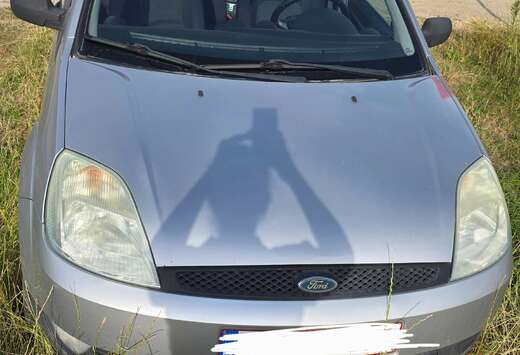 Ford Fiesta 1.4i 16v Ambiente