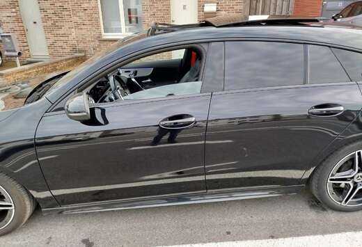 Mercedes-Benz Shooting Brake 7G-DCT AMG Line