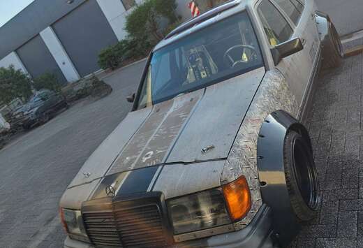 Mercedes-Benz W124