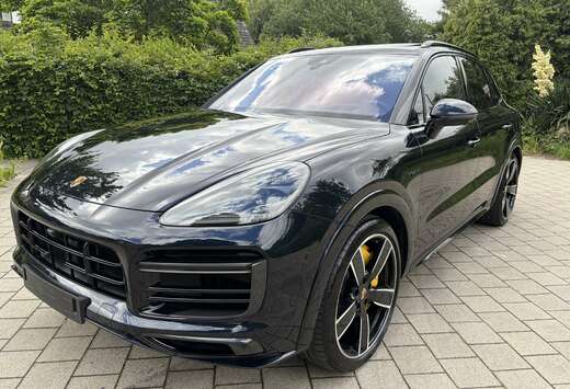Porsche 4.0 Turbo V8 PHEV S Tiptronic