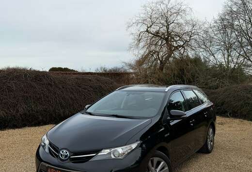 Toyota SW 1.8i HSD Premium CVT Power HYBRID FULL OPTI ...