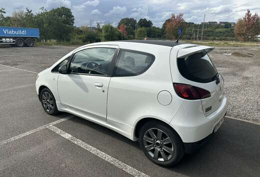 Mitsubishi 1.3i CarbonBlack ClearTec