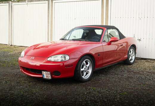 Mazda MX-5 NBFL 1.6i 16v CLASSIC RED