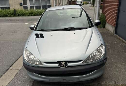 Peugeot 1.4i JBL