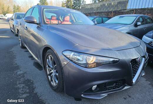 Alfa Romeo EN PREPARATION CUIR TISSU AUTOMATIQUE NAVI ...