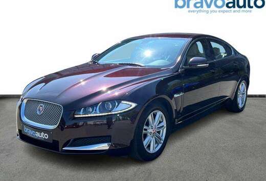 Jaguar Prestige Edition 2.2D Navi Cam