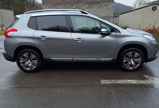 Peugeot 2008 1.2i PureTech Allure S