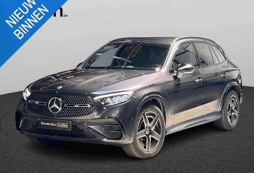 Mercedes-Benz 4MATIC AMG Line