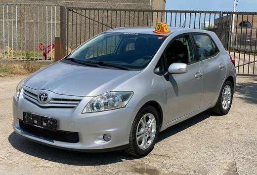 Toyota 1.33i VVT-i Executive