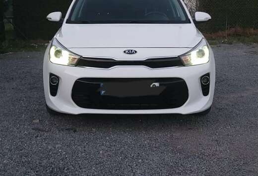 Kia 1.2i Navi Edition