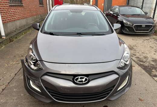 Hyundai i30 SW 1.6 CRDi
