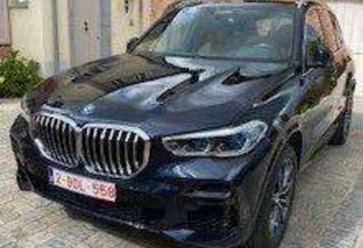 BMW X5 xDrive45e