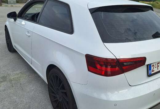 Audi 1.6+TDi+ultra+Attraction