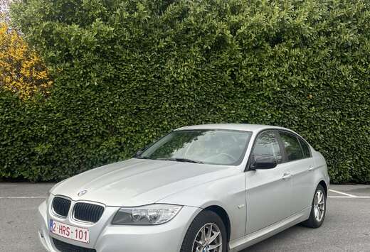 BMW 43.000 km - BMW 316i - État impeccable