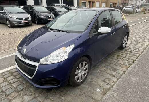 Peugeot 208 1.2i PureTech Like / AIRCO / EURO6b
