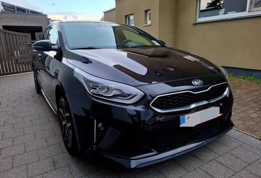 Kia ProCeed 1.5 T-GDi GT-Line ISG DCT GT-Line
