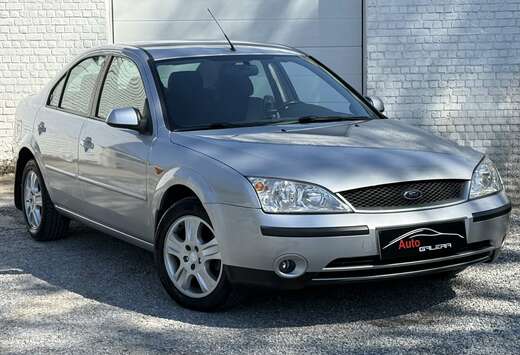 Ford 2.0i 16v Ghia *BOITE AUTO*ESSENCE*143km*
