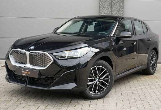 BMW iX2 eDrive20 * ELEKTRISCHE KOFFER / CAMERA / DRAA ...