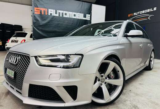 Audi V8 FSI Quattro S tronic