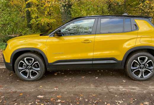 Jeep e-Avenger 51 kWh Summit cuir full option Prix tv ...