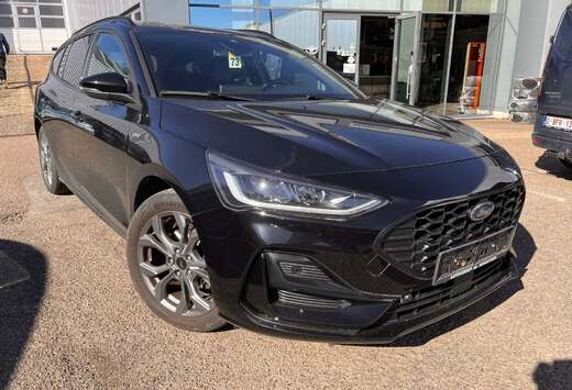 Ford Focus ST Line X / Leder / NAVI