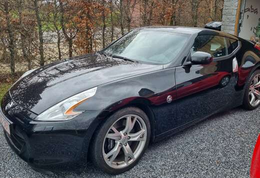 Nissan 370Z 3.7i V6 Pack+Navi+19 alu (anti scratch)