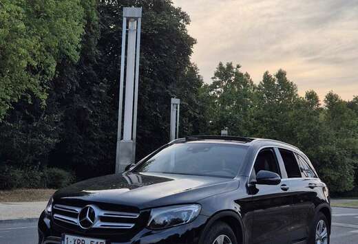 Mercedes-Benz 4Matic 9G-TRONIC Exclusive