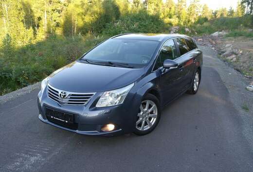 Toyota 2.0i Premium Multidrive S
