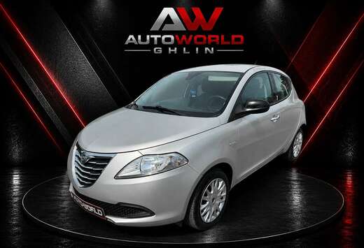 Lancia Ypsilon 1.2i Fire Evo II Silver