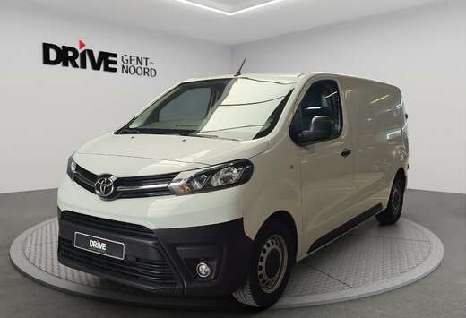 Toyota D-4D Pure Medium
