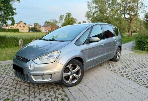 Ford 2.0i FFV Titanium