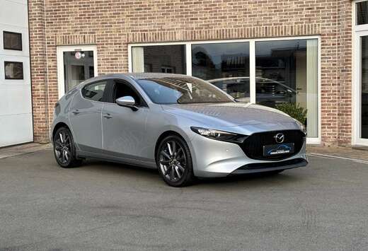 Mazda 3 2.0 M-HYBRID / Camera / Apple / 68000km