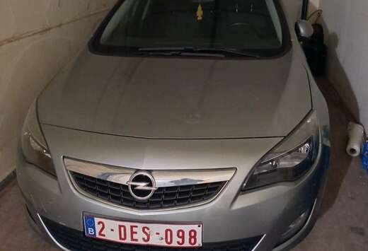 Opel 1.7 CDTi ecoFLEX Cosmo Start&Stop DPF