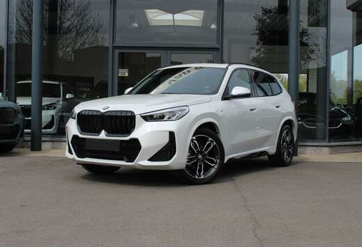 BMW sDrive18i M Sport / PANODAK / TREKHAAK / DODE HOE ...