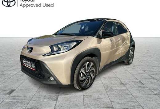 Toyota 1.0 BENZ CVT AIR-PULSE + TECH PACK