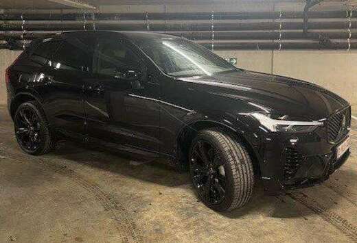 Volvo XC60 T6 AWD Plug-in Hybrid Plus Black Edition