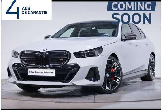 BMW M60 xDrive Berline Kit M Sport