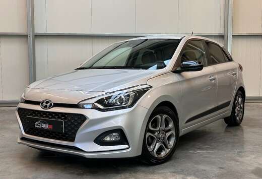 Hyundai *GARANTIE 12 MOIS* 1.2i Twist Techno Pack +