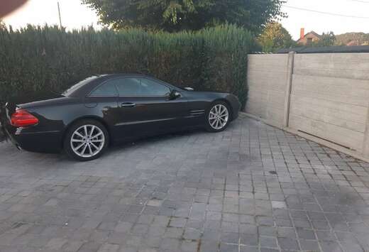 Mercedes-Benz SL500