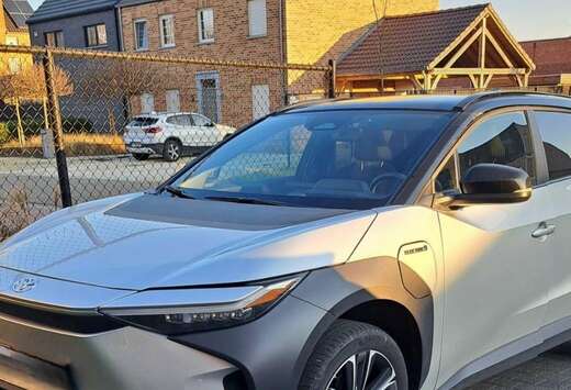 Toyota Dynamic Plus met panoramisch dak.
