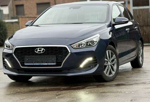 Hyundai 1.4 Automaat Style-Camera-Carplay-Navi-Ceuise