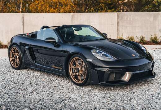 Porsche Spyder RS / Weissach / Black / Bucket Seats