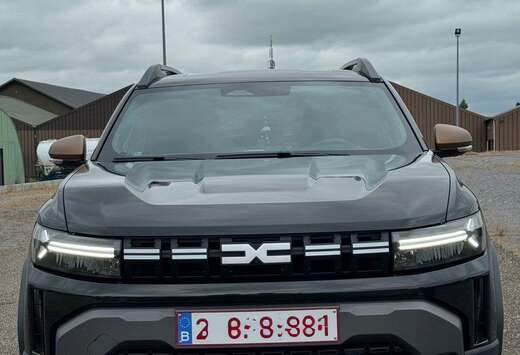 Dacia Hybrid 140 Extreme