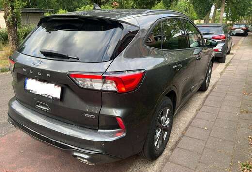Ford Kuga PHEV 2.5 EcoBoost FWD ST-Line X