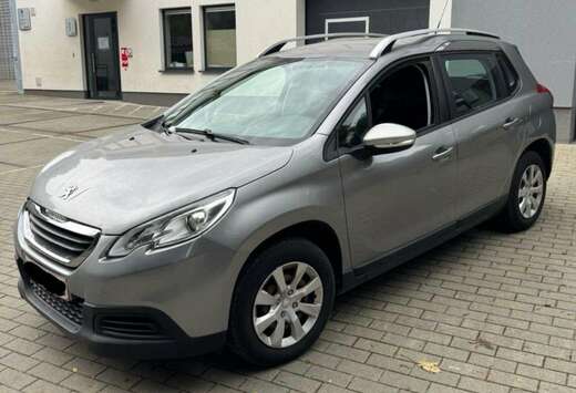 Peugeot 2008 1.2i PureTech Access